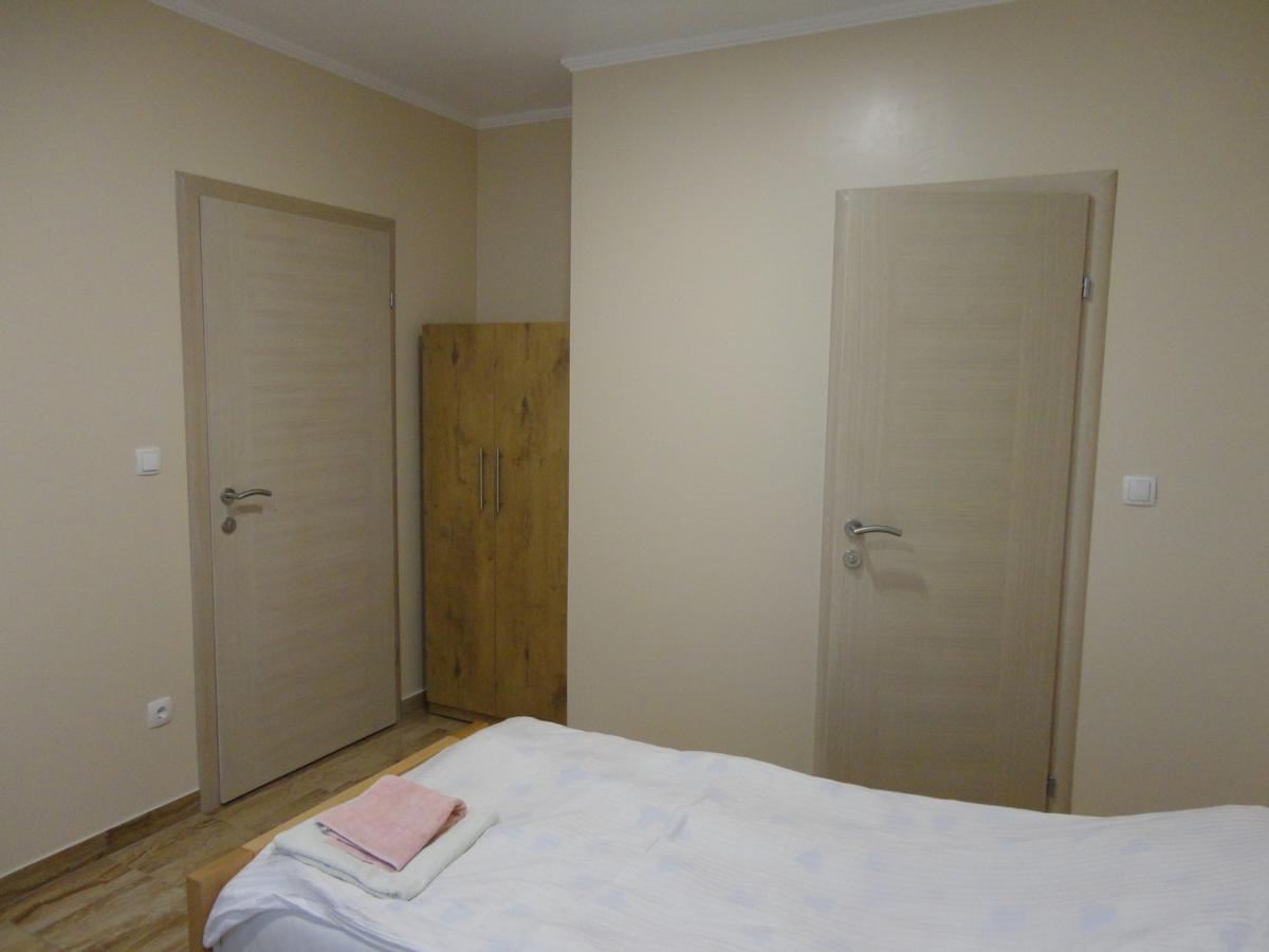 Prenociste "Magnus" Bed and Breakfast Slavonski Brod Exteriör bild