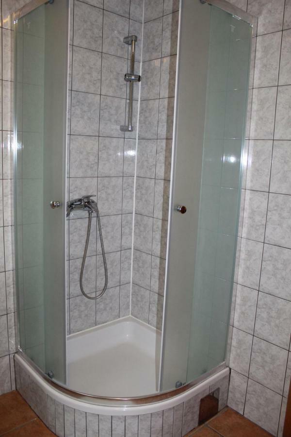 Prenociste "Magnus" Bed and Breakfast Slavonski Brod Exteriör bild
